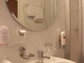 Hotel Ariana