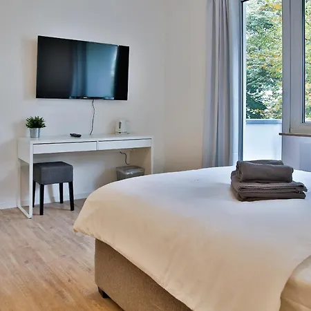 Apartment Worringer 68 *