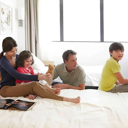 Novotel West Hotel 4*