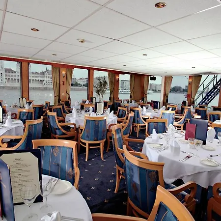 Fairtours Hotelschiff Dutch Melody Botel