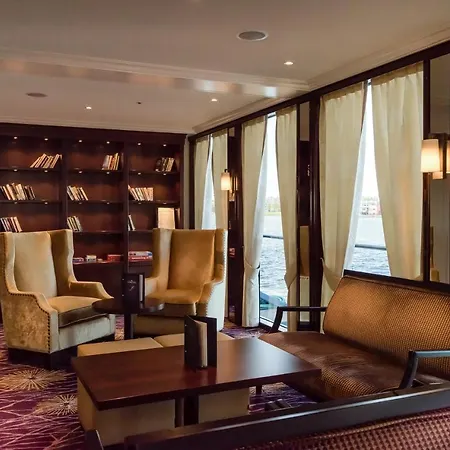 Select Ms Charles Dickens - Bateau-hôtel