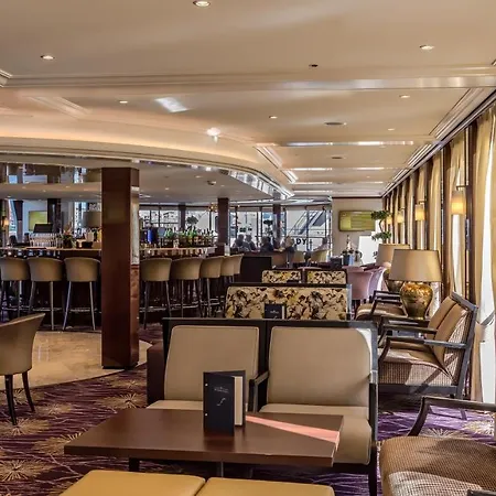 Select Ms Charles Dickens - 5* Düsseldorf