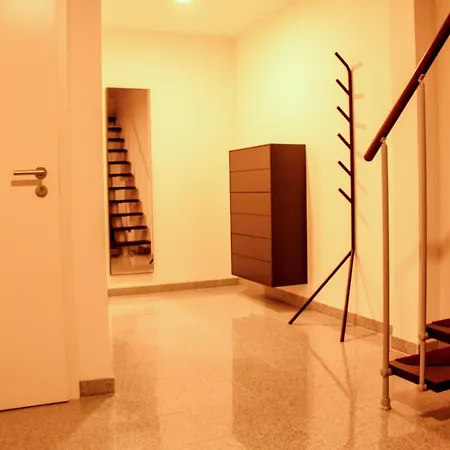 Bluestone Boarding 4* Дюссельдорф