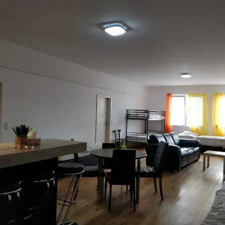 Avi City Bighouse Dusseldorf
