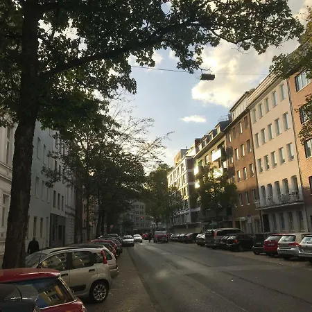 Fürstenwall Apartment