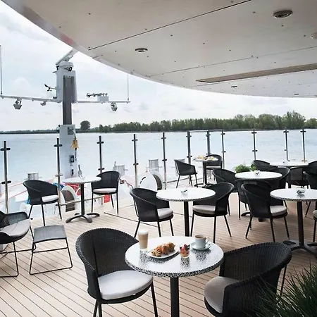 Baxter Hoare Ship Ii Düsseldorf