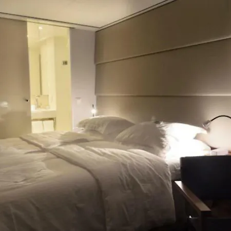 Baxter Hoare Ship Ii Hotel Düsseldorf