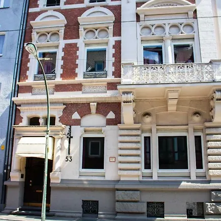 Stern 3*
