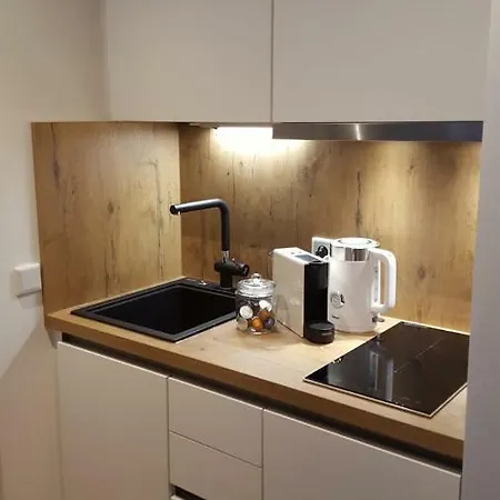 Appartement Nettes In Duesseldorf-derendorf - Stylisch + Gemuetlich