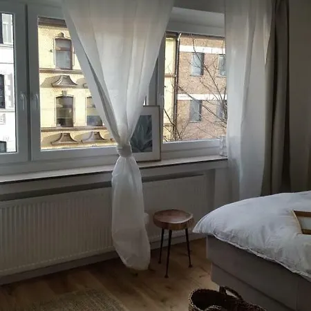 Appartement Nettes In Duesseldorf-derendorf - Stylisch + Gemuetlich