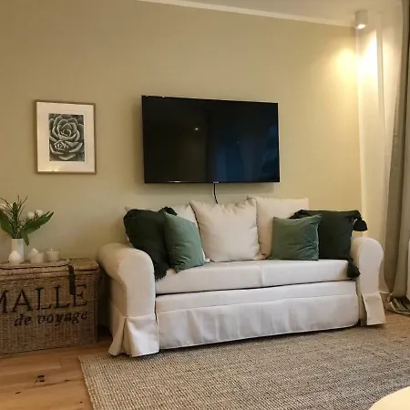Appartement Nettes In Duesseldorf-derendorf - Stylisch + Gemuetlich