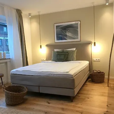 Nettes In Duesseldorf-derendorf - Stylisch + Gemuetlich Appartement *