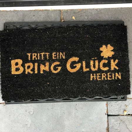 Tritt Ein Bring Glück Herein - Exquisite 65 Qm - Messenähe - Parkplatz - Flughafennähe *