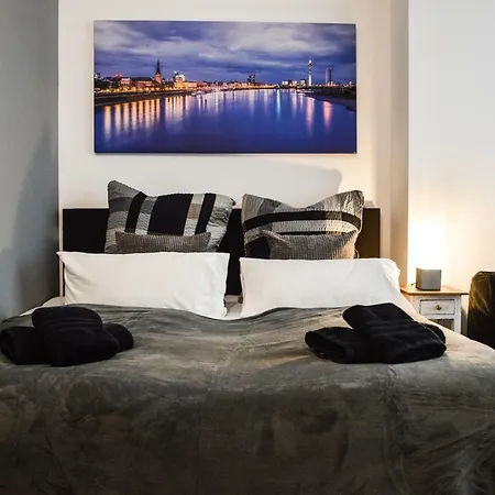 Centerapartments Tonhallenstrasse Aparthotel Dusseldorf