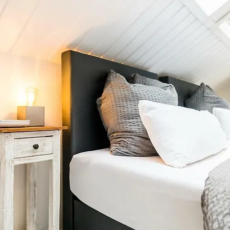 Centerapartments Tonhallenstrasse Apartahotel 4*