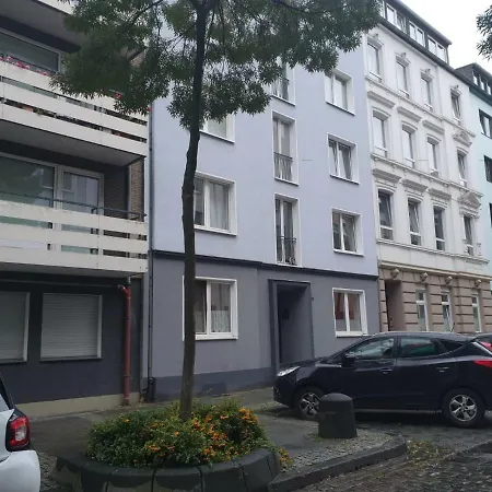 Kronenstrasse Apartment Dusseldorf