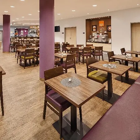 Hotel Holiday Express - City North By Ihg