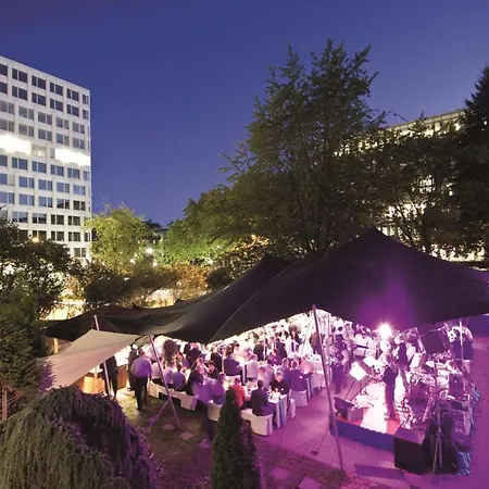 Radisson Blu Conference Hotel, Дюссельдорф