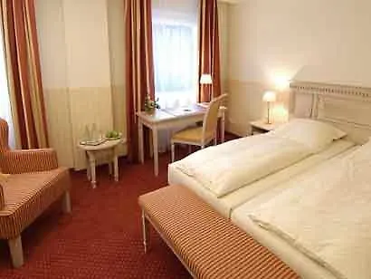 Hanseat-hotel Ξενοδοχείο 4*