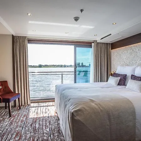 Отель Viva Riverside Altstadt
