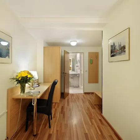 Bellevue Hotel 3*