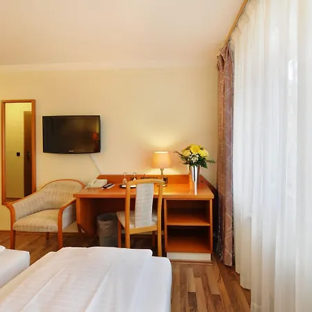 Hotel Bellevue 3*