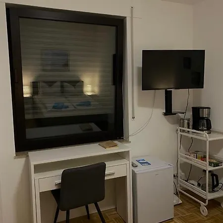 Apartament Naeher Messe Und Flughafen Düsseldorf