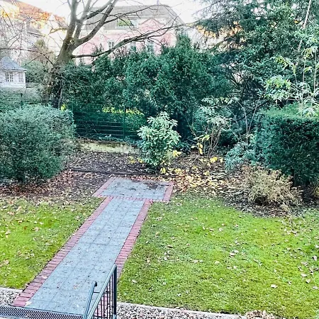 Exklusive 104 M2 Direkt Am Rhein 1 Km Von Der Messe Appartement *