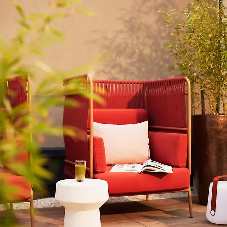 Hotel Adina 4*