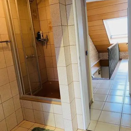 Handwerkerzimmer 뒤셀도르프