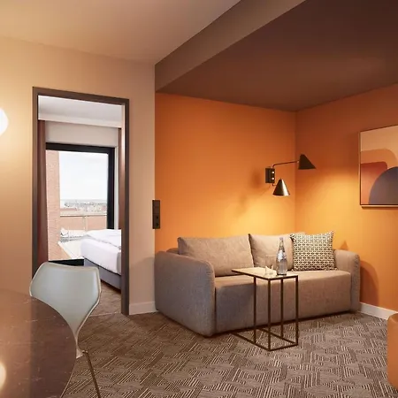 Hotel Adina 4*