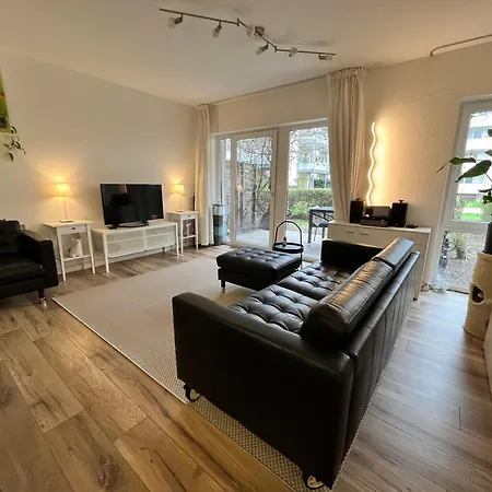 Separate Privat In Shared With 2 Cats And 1 Person * Düsseldorf