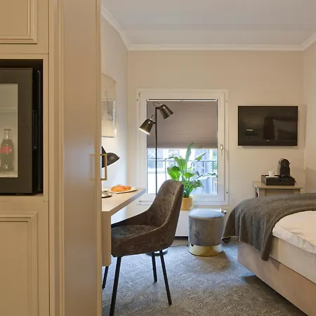 Hanseat-hotel Ξενοδοχείο 4*