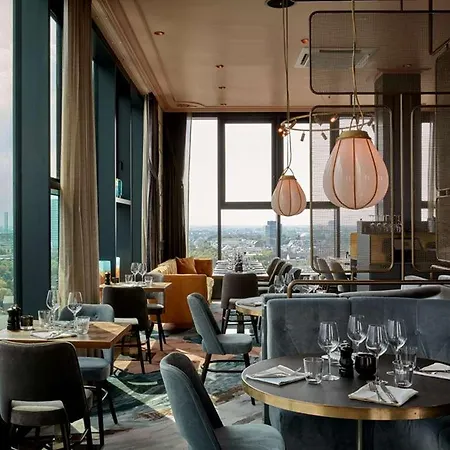 25hours Tour Hotel