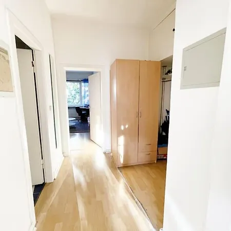 Appartement Zentral Gelegen Messe Zentrum Altstadt Düsseldorf
