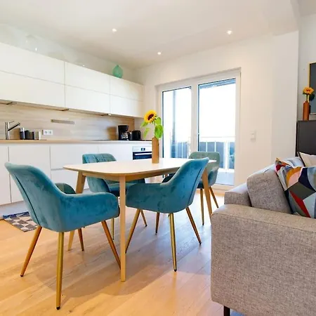 80 Sqm Flat With Terrace And 15min To Fair And 5min To Old Town Apartamento Düsseldorf
