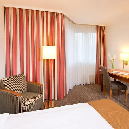 Leonardo Center Szálloda 4*