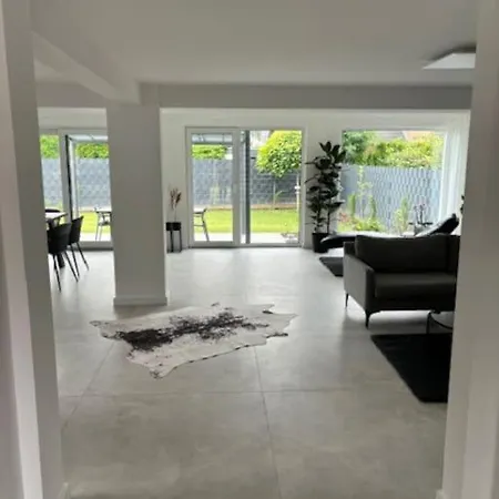 Haus In *