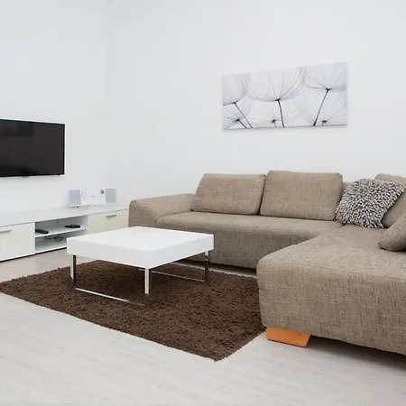 Stylish At Station Apartament Düsseldorf