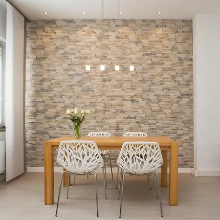 Stylish At Station Apartament *