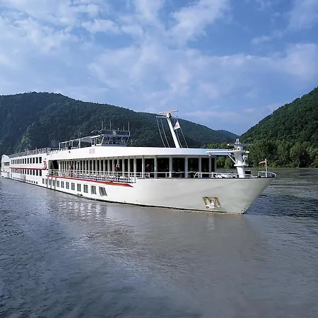 Fairtours Hotelschiff Regina Rheni **** Ντίσελντορφ