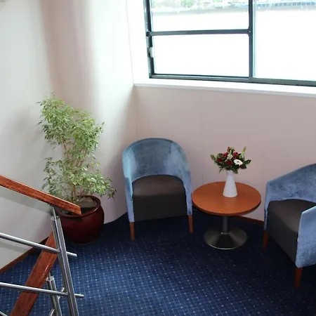 Fairtours Hotelschiff Regina Rheni **** Πλωτό κατάλυμα