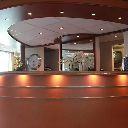 Πλωτό κατάλυμα Fairtours Hotelschiff Regina Rheni **** Ντίσελντορφ