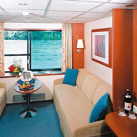 Πλωτό κατάλυμα Fairtours Hotelschiff Regina Rheni **** 4*
