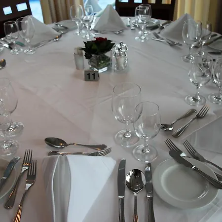 Πλωτό κατάλυμα Fairtours Hotelschiff Regina Rheni ****