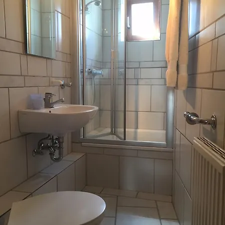 Ferienwohnung Am Schloss Eller - Am Dammsteg Appartement *