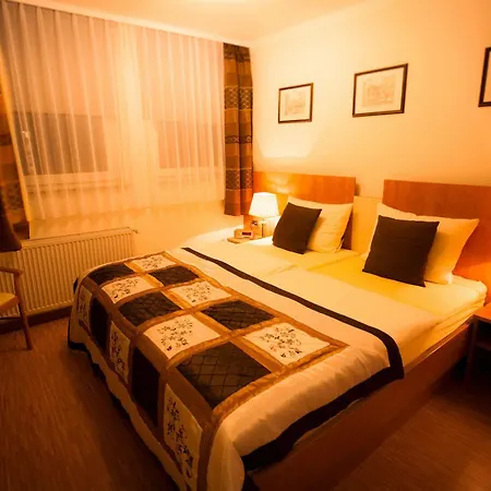 Carlton Mayfair 3* Дюссельдорф