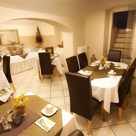 Carlton Mayfair Отель 3*