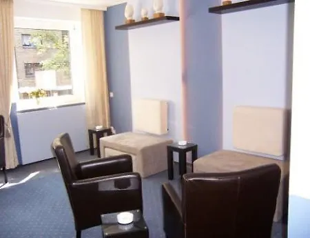 Hotel Diplomat