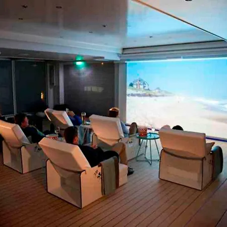 Baxter Hoare Ship Ii Hotel